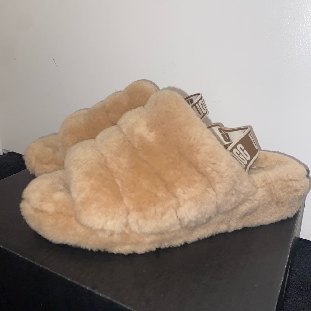 UGG Chestnut Fluff Yeah Slides